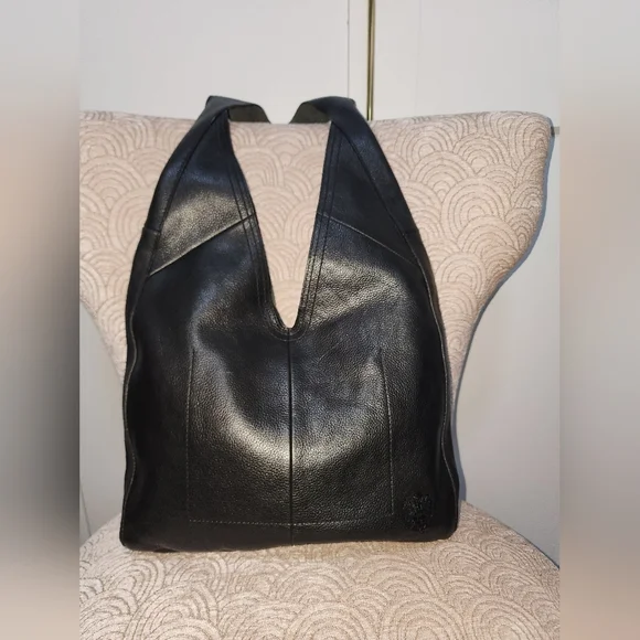 Vince Camuto Black Hobo Bag - Picture 2 of 11